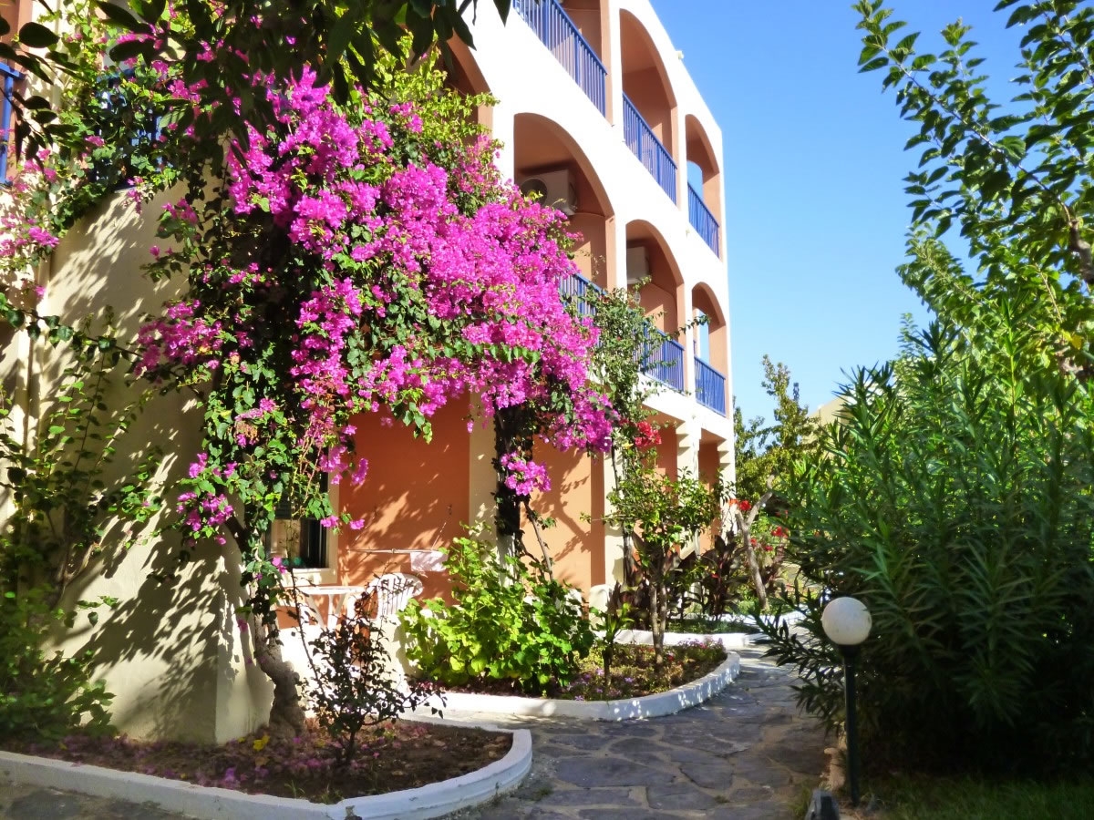 Mare Monte Beach4