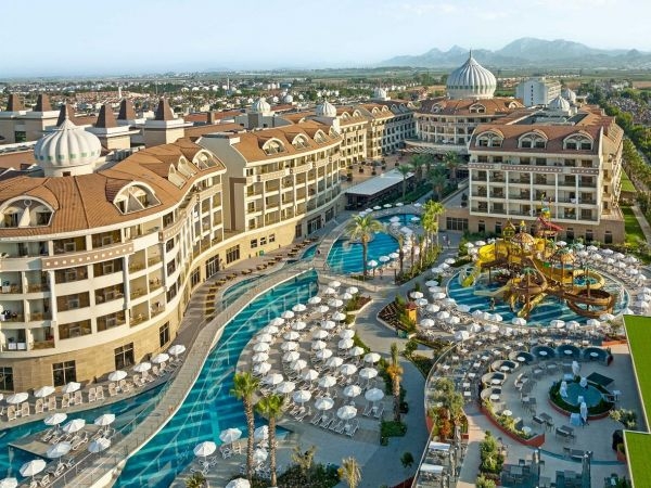 hotel Kirman Belazur Resort & Spa