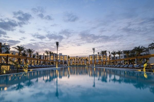 hotel Serry Beach Resort