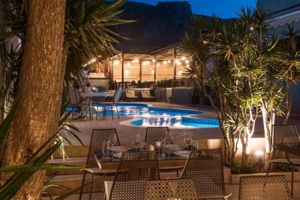 hotel Indigo Suites Collection