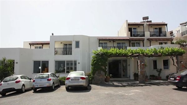 hotel Semiramis Village Hotel